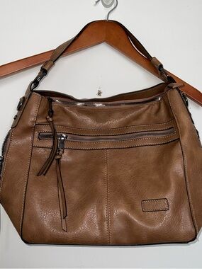 Brown Women’s Shoulder Bag - Casual Everyday Carry